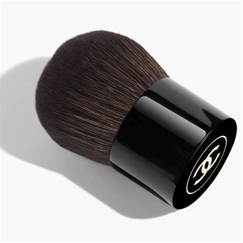 brush set chanel|Chanel oversize kabuki brush.